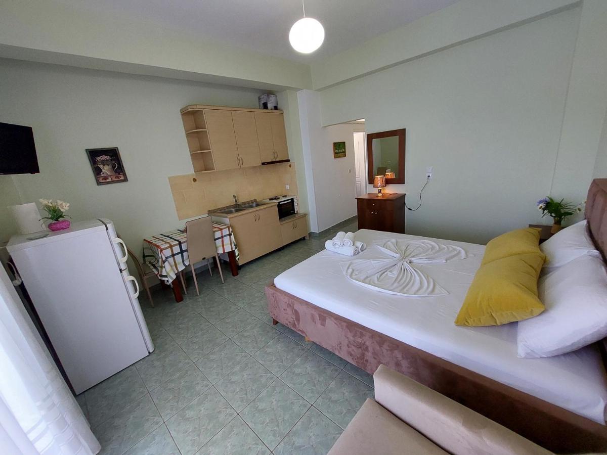 The Sun House Apartment Sarande Luaran gambar