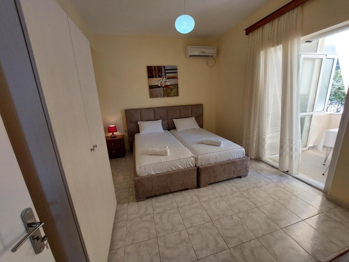 The Sun House Apartment Sarande Luaran gambar